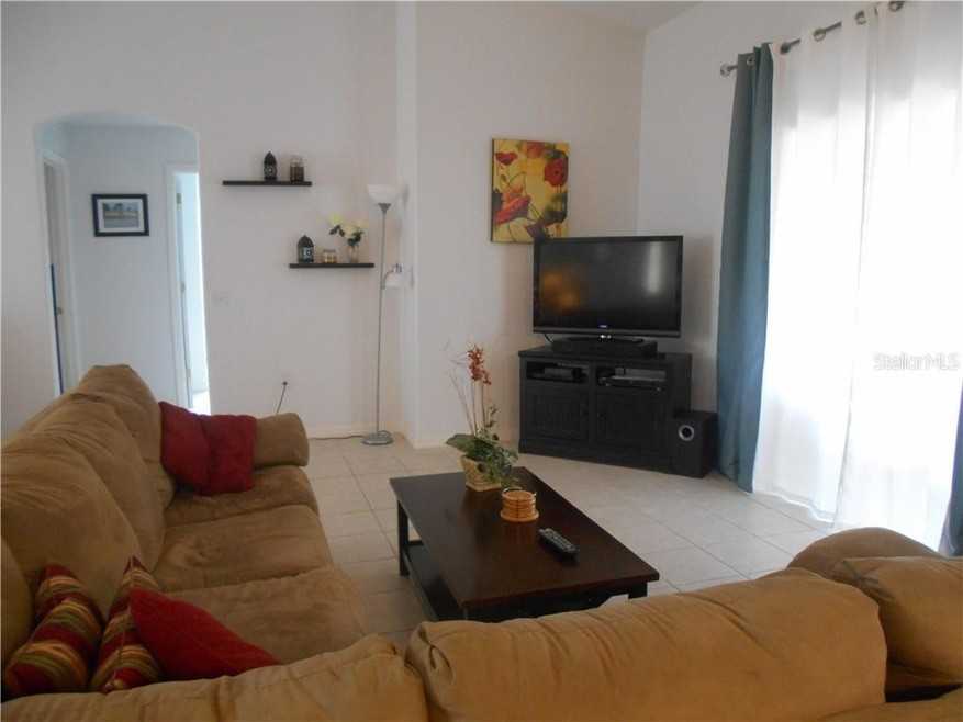 205 Golf Aire Blvd #NA - Photo 2 of 12