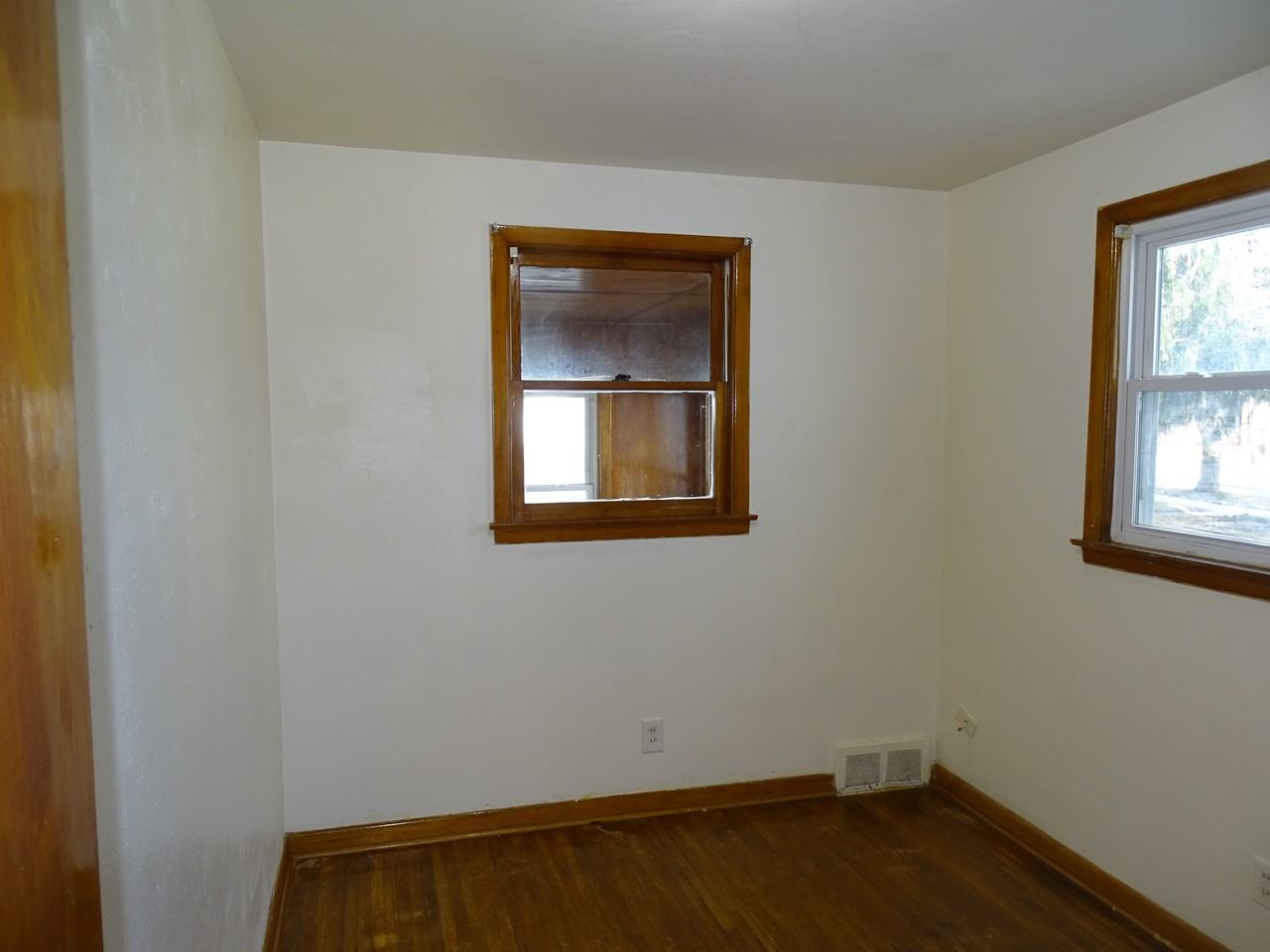 603 W Maumee St #1 - Photo 6 of 10