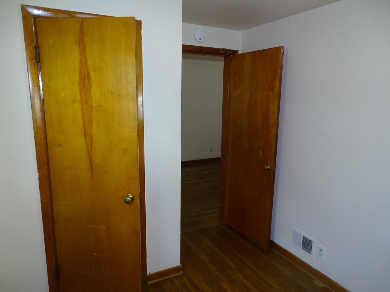 603 W Maumee St #1 - Photo 7 of 10