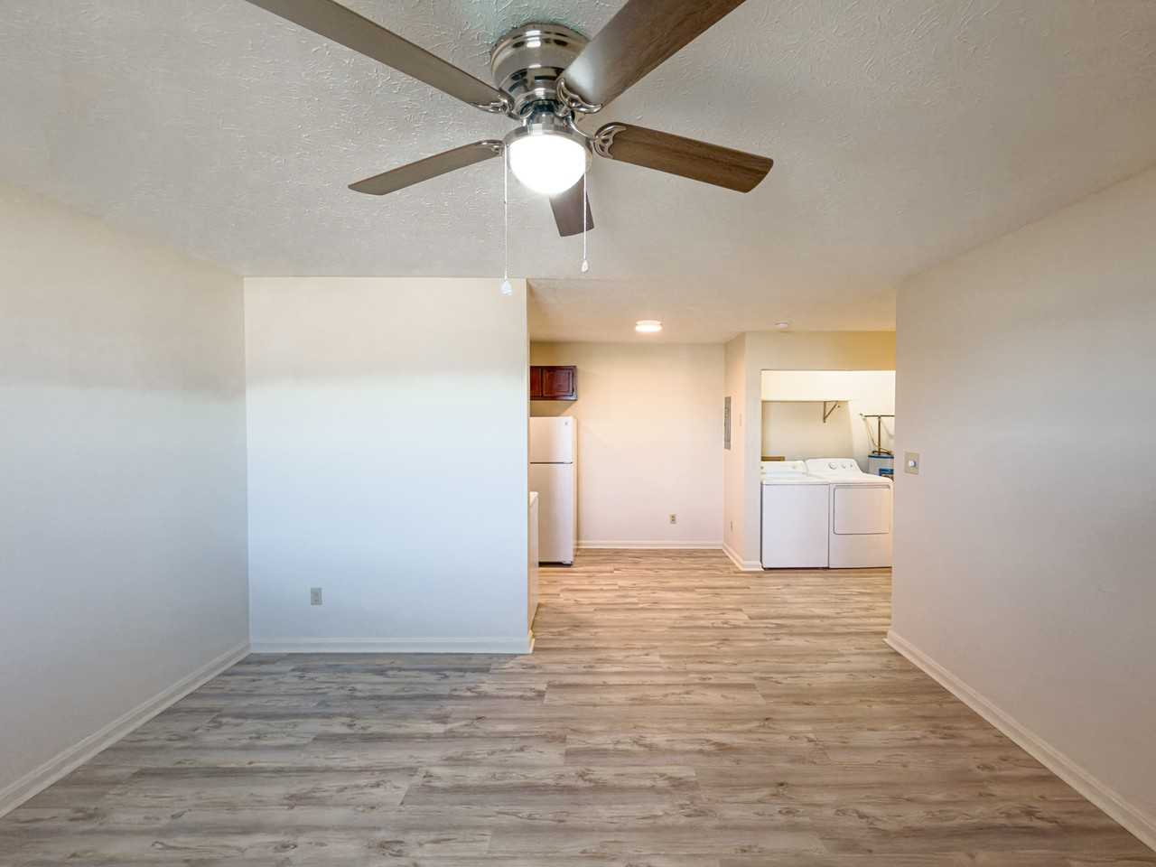 4625 Towne Square Ct #11