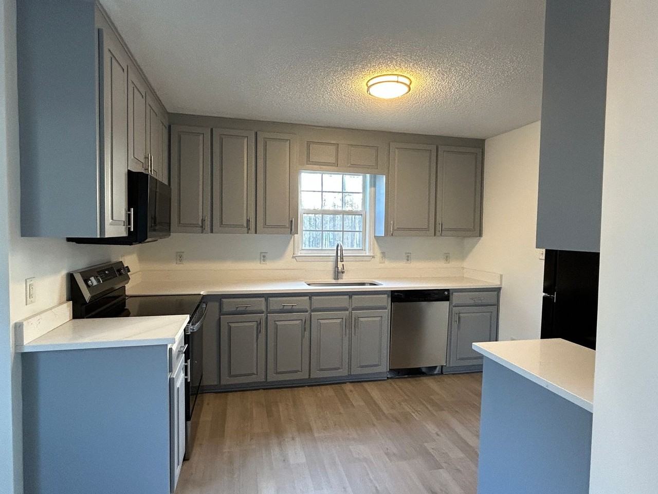 504 Quest Ridge Dr - Photo 5 of 14