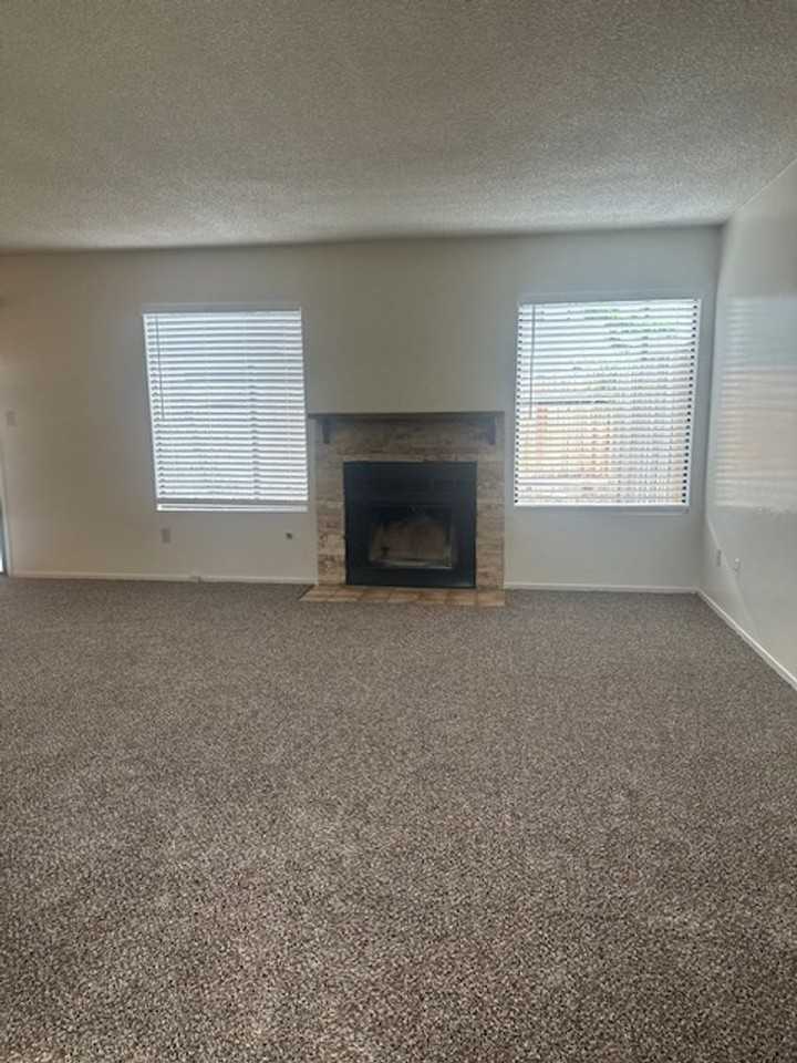 2800 Barrington St #B - Photo 2 of 12