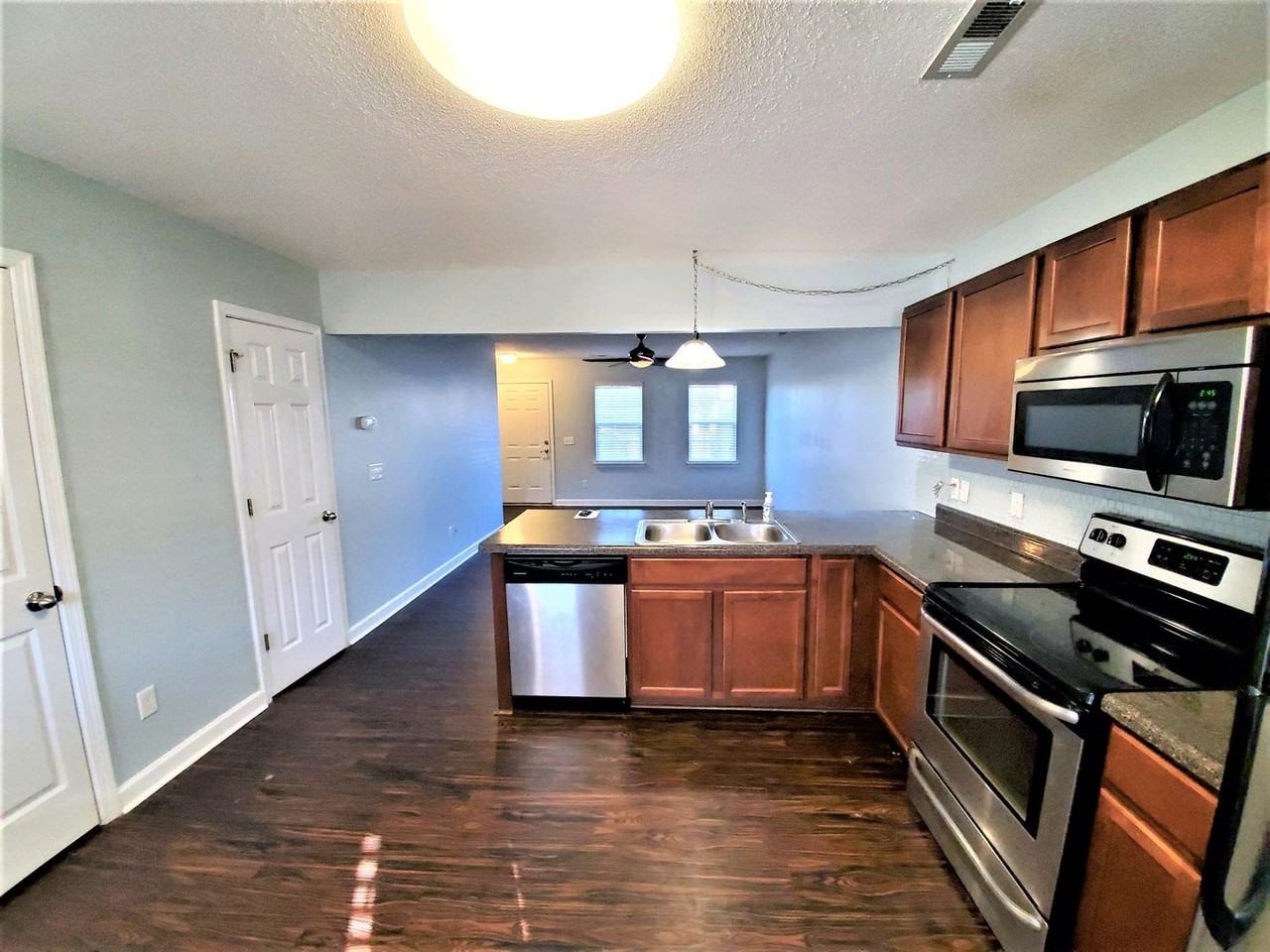 202 Lanieve Ct - Photo 6 of 21