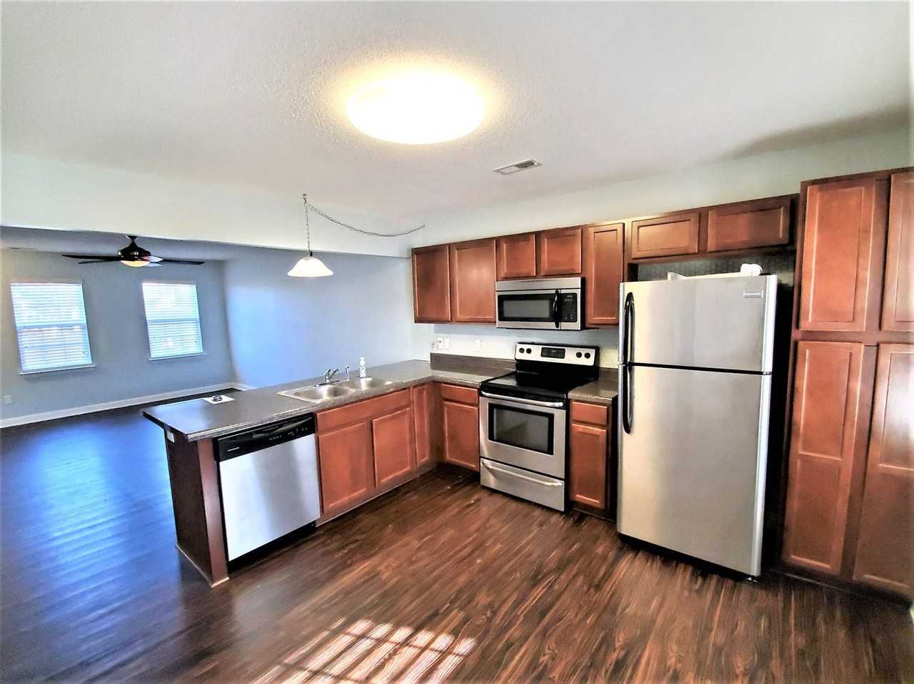 202 Lanieve Ct - Photo 7 of 21