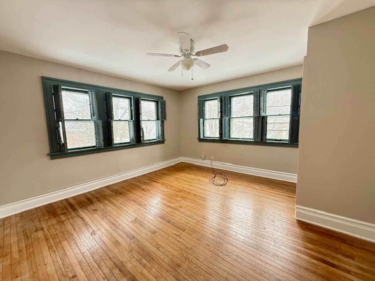 711 Chestnut St - Photo 7 of 11