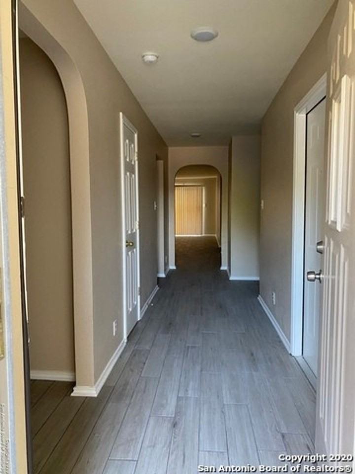 8506 Sea Rim - Photo 3 of 41