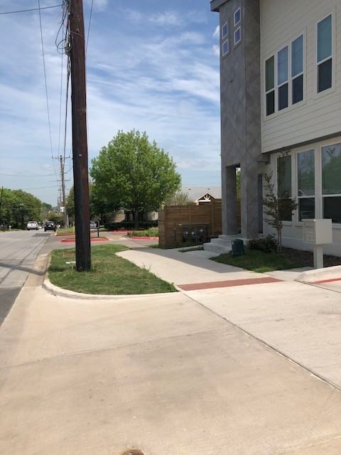 1121 Bernard St #102 - Photo 7 of 15