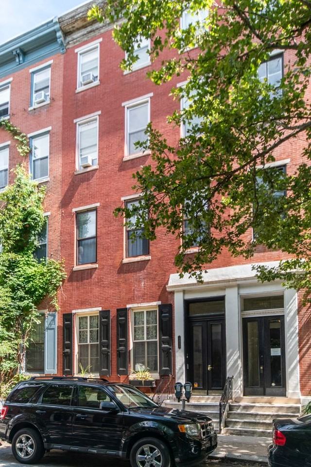 1823 Pine St - Photo 4 of 36