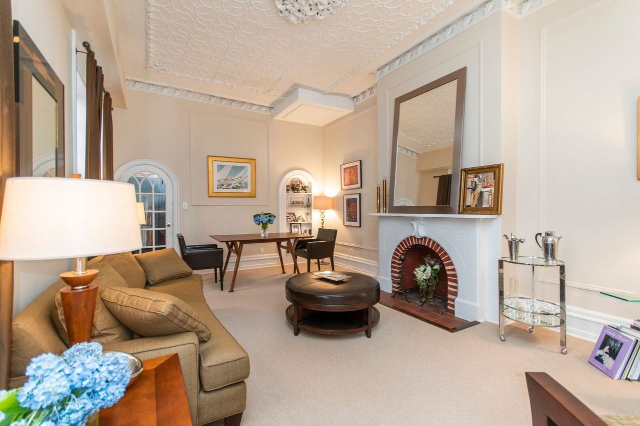 1823 Pine St - Photo 6 of 36