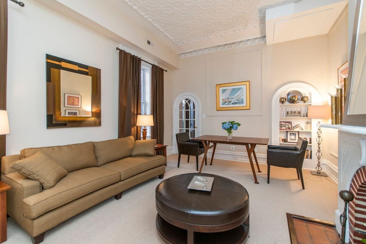 1823 Pine St - Photo 7 of 36