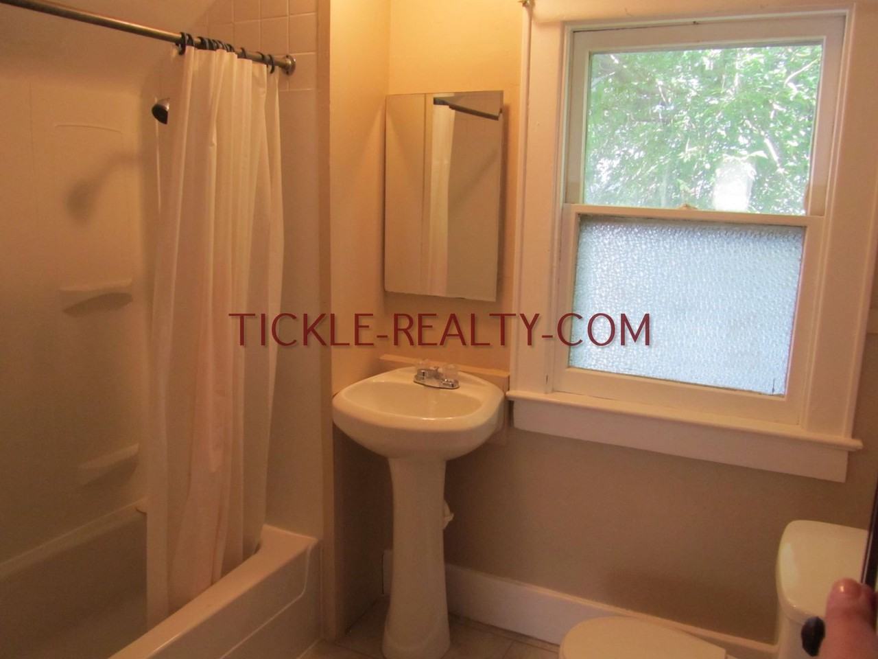 48 Henrietta St - Photo 4 of 17