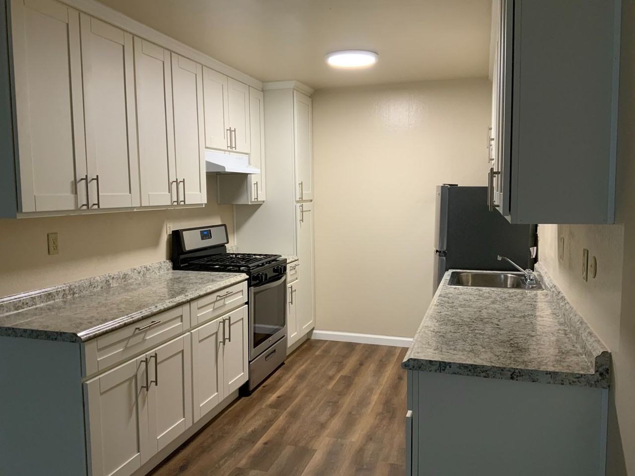 DC.88.410-412 - Photo 4 of 26