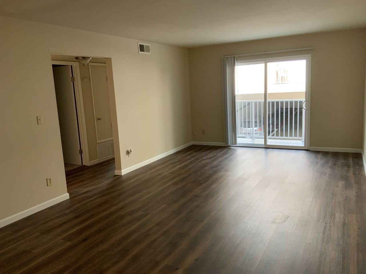 DC.88.410-412 - Photo 7 of 26