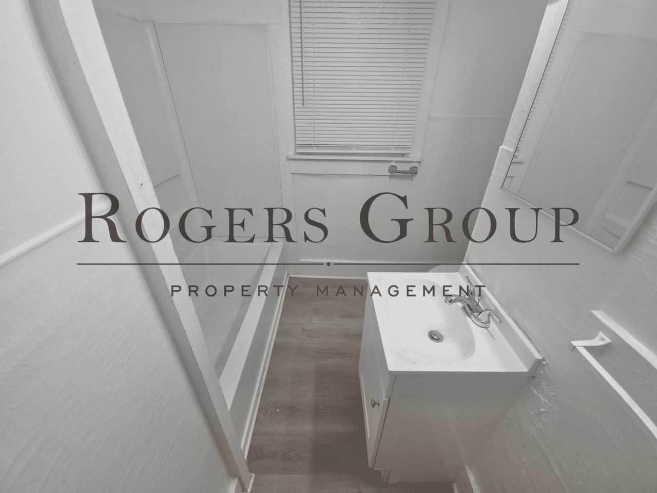 803 Roberson St - Photo 7 of 14