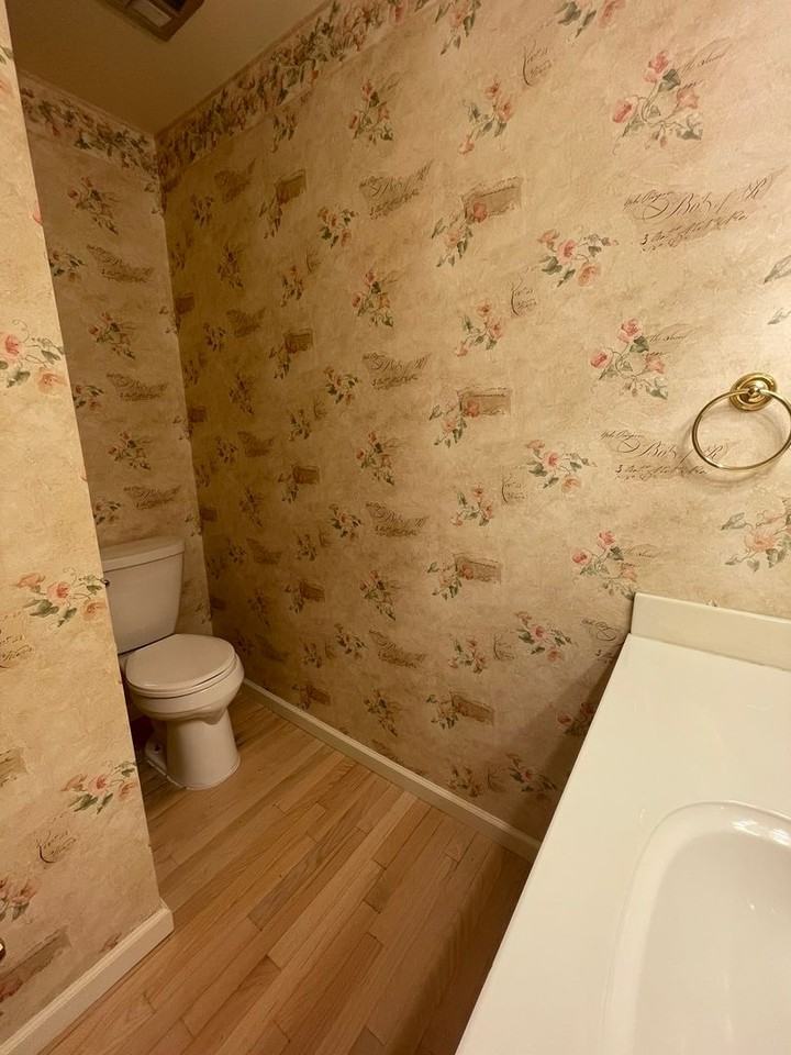 758 Greenhills Dr - Photo 6 of 31