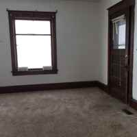 featured image of 319 N 4th St