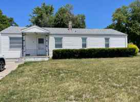 featured image of 7502 Cass St