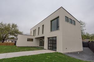 featured image of 4906 Aberdeen Cir