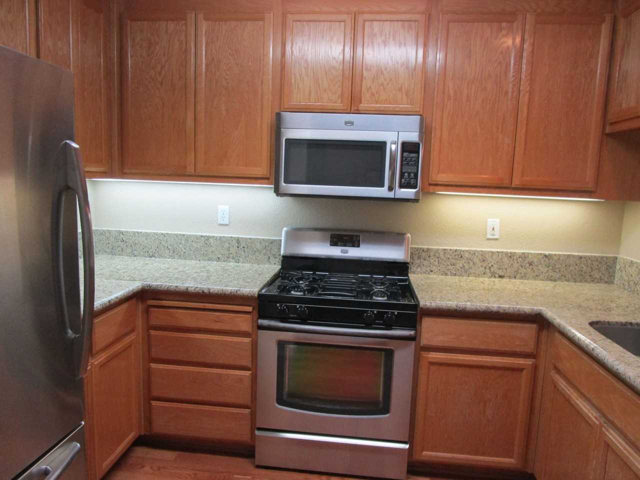 142 Altamont Ct - Photo 7 of 13