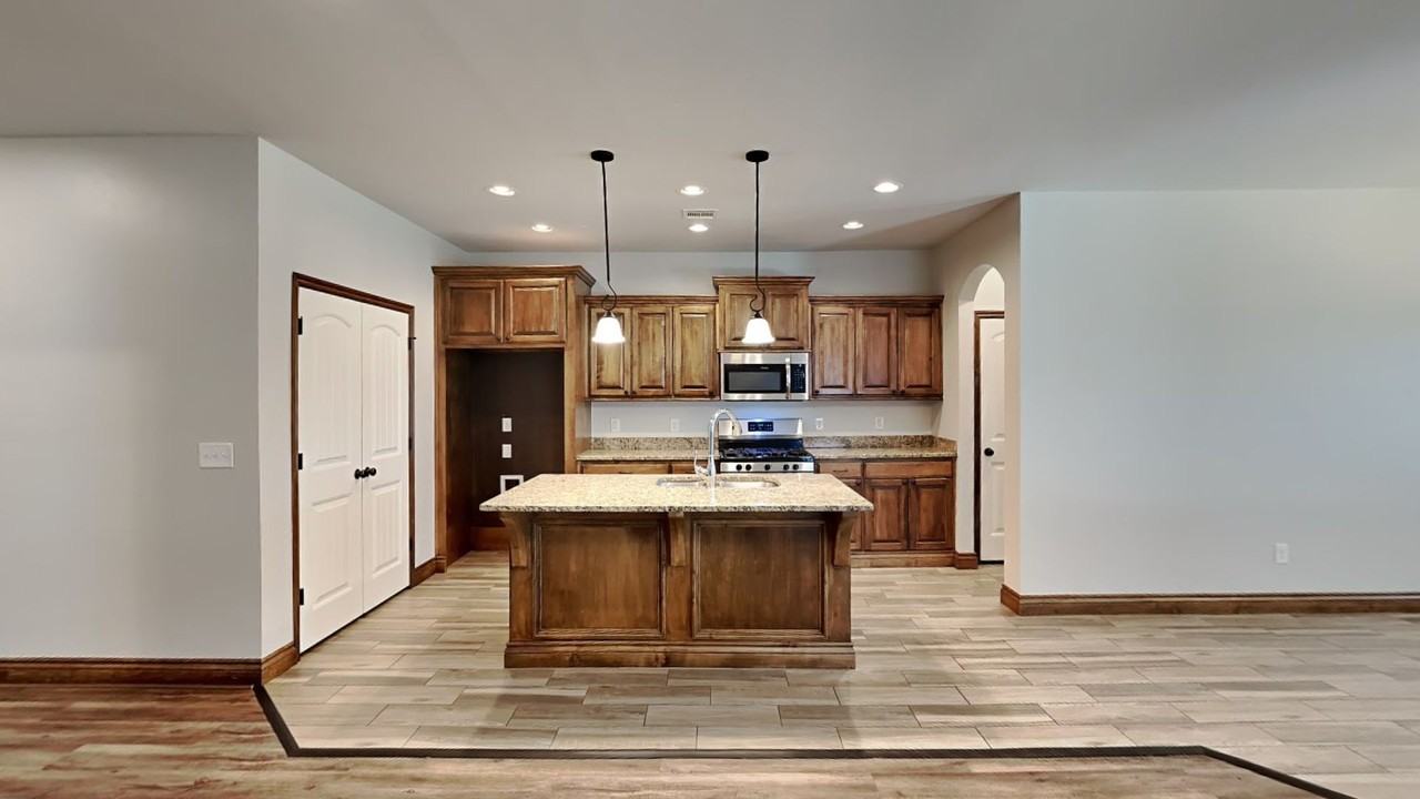 14000 Northwood Village Dr - Photo 5 of 20