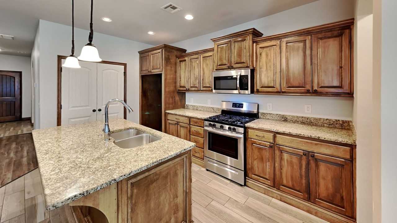 14000 Northwood Village Dr - Photo 6 of 20