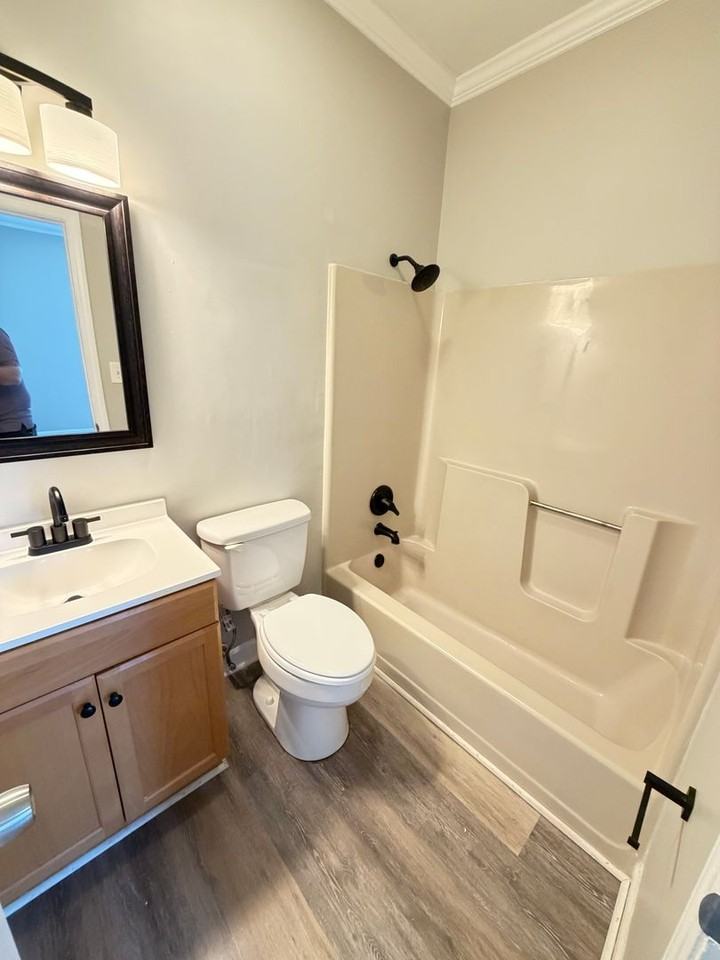 604 Ben Ave - Photo 6 of 15