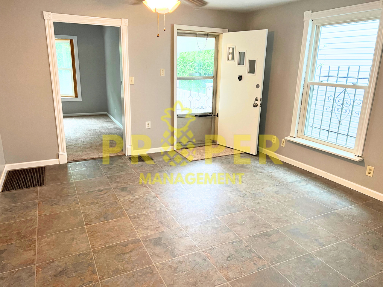 1028 Haviland Ave - Photo 2 of 17