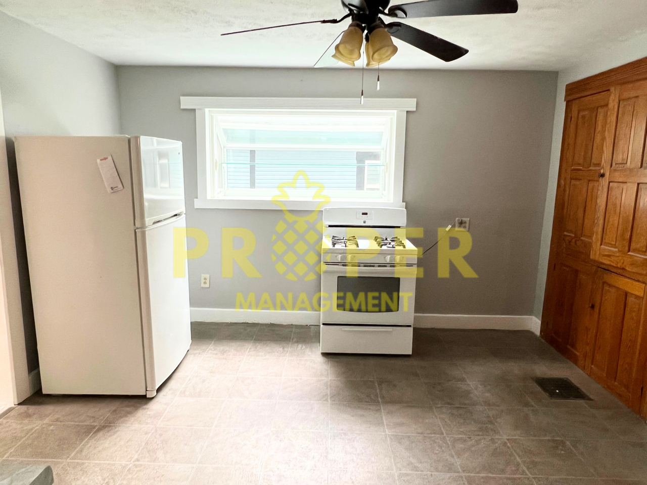 1028 Haviland Ave - Photo 3 of 17