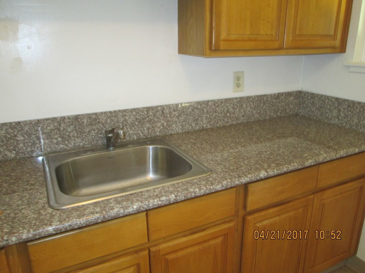 185 Kendal St - Photo 5 of 7