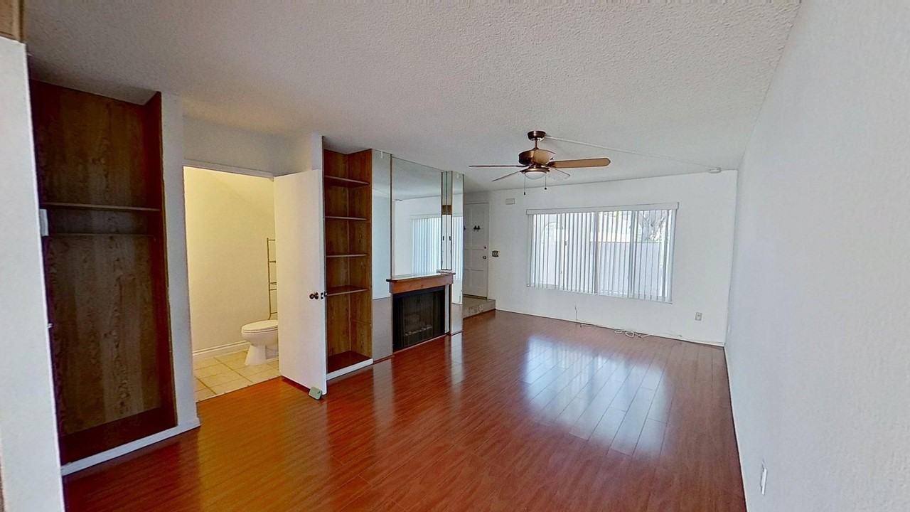 4670 Ranchview Cir - Photo 5 of 24