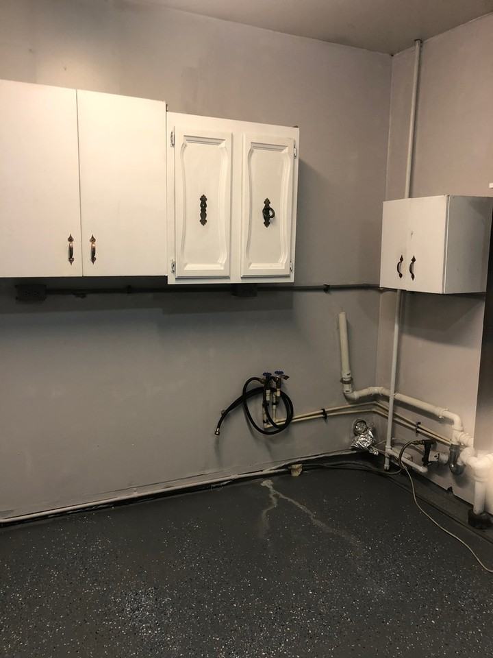 8214 Shibler Dr - Photo 5 of 10