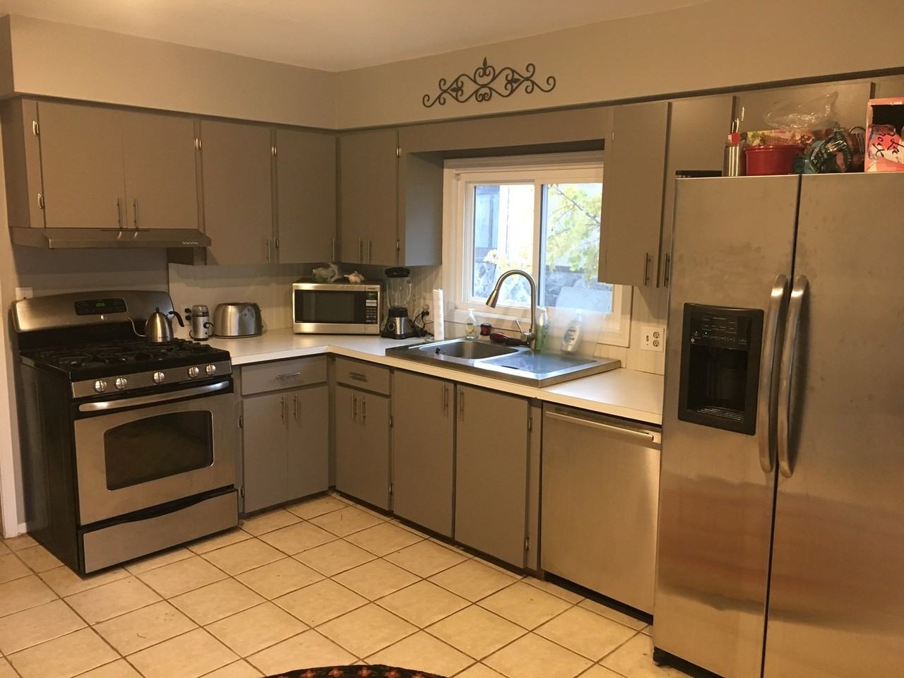 327 Garfield Ave Nw - Photo 7 of 12