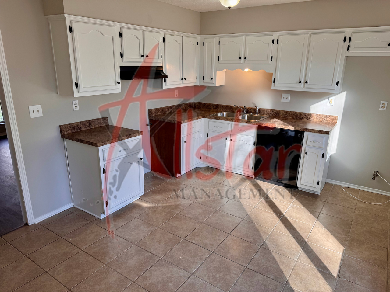 6440 Lynnfield Rd - Photo 3 of 15