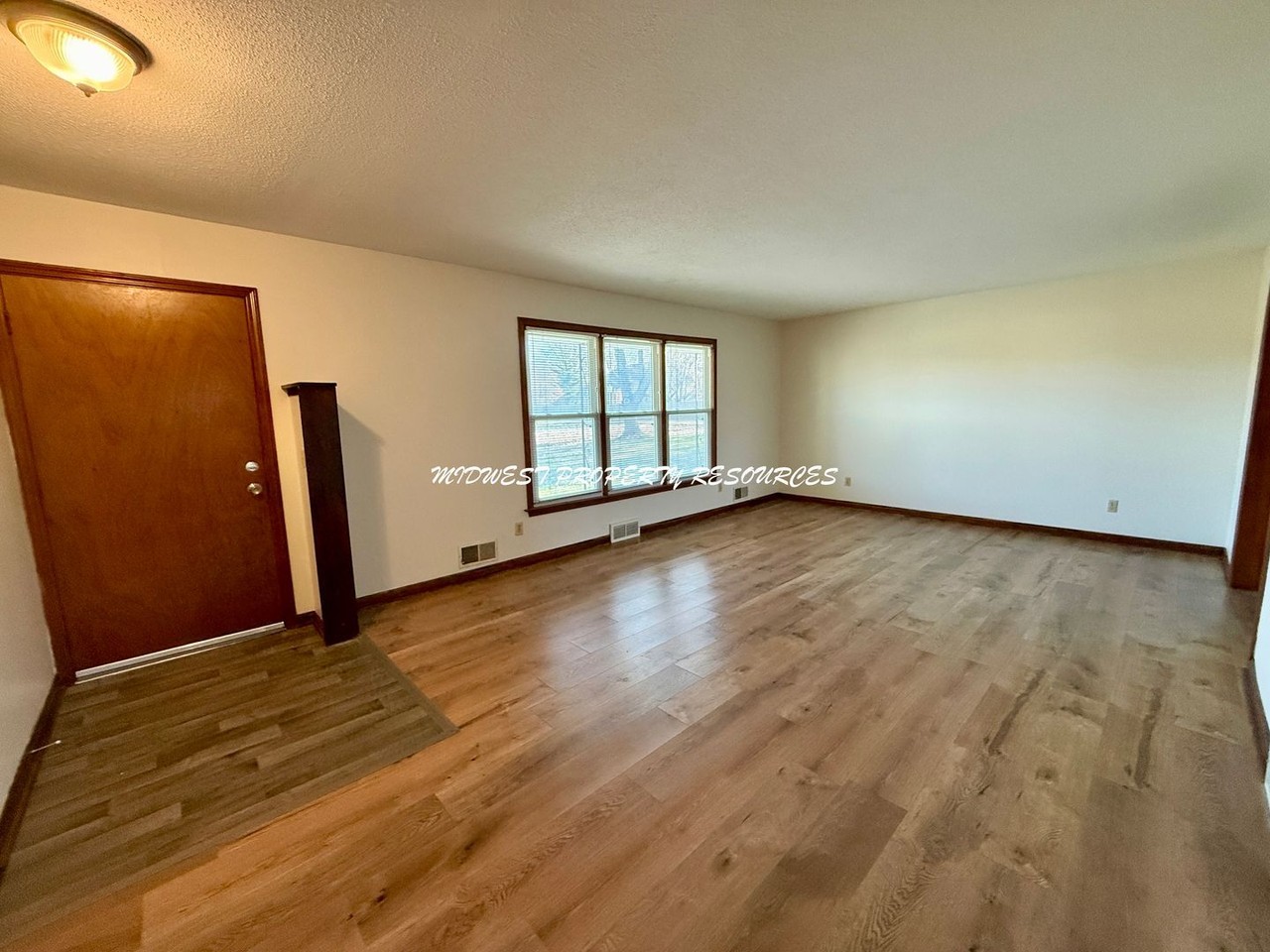 2203 Nw Chipman Rd - Photo 3 of 24