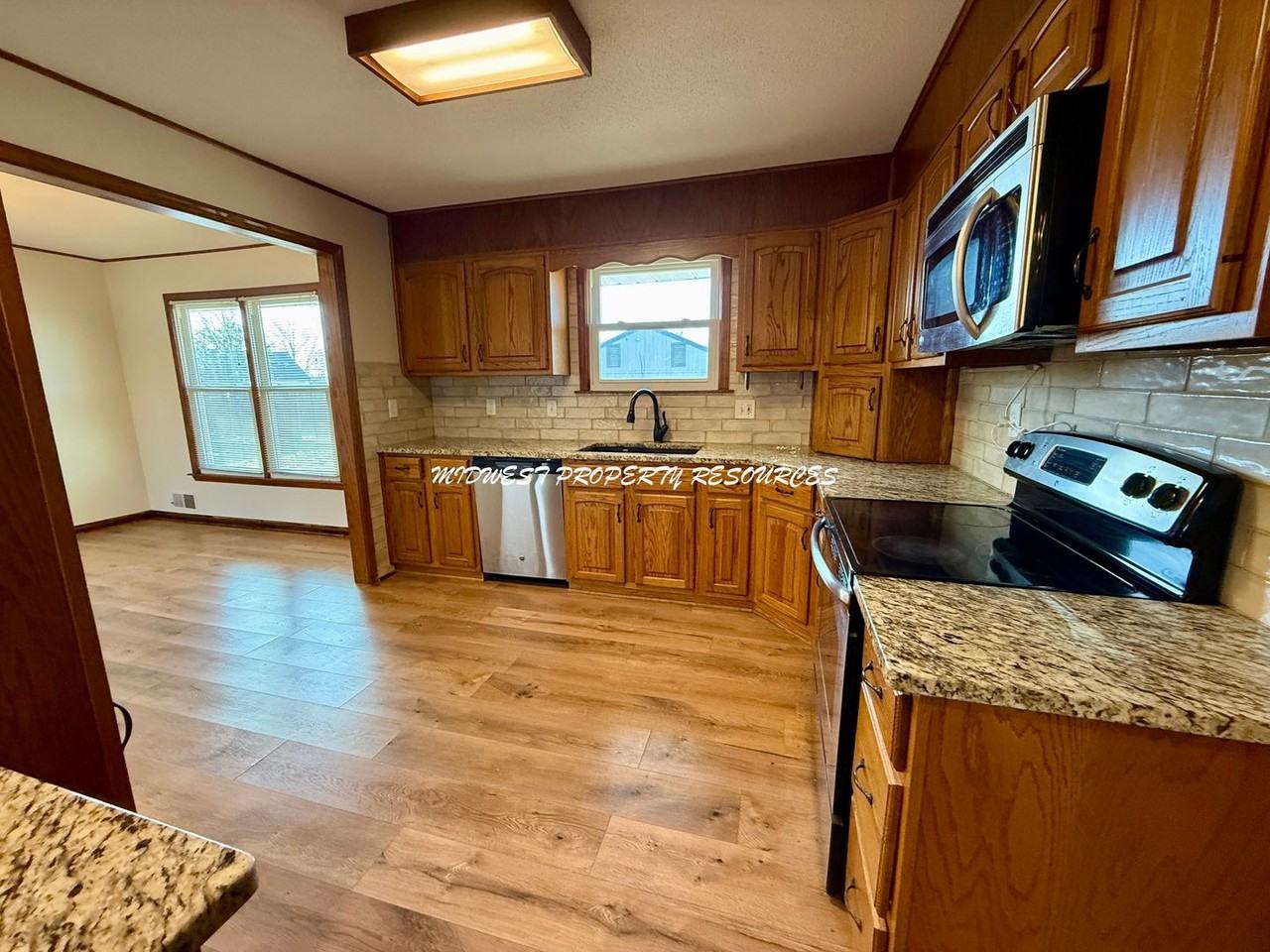 2203 Nw Chipman Rd - Photo 6 of 24