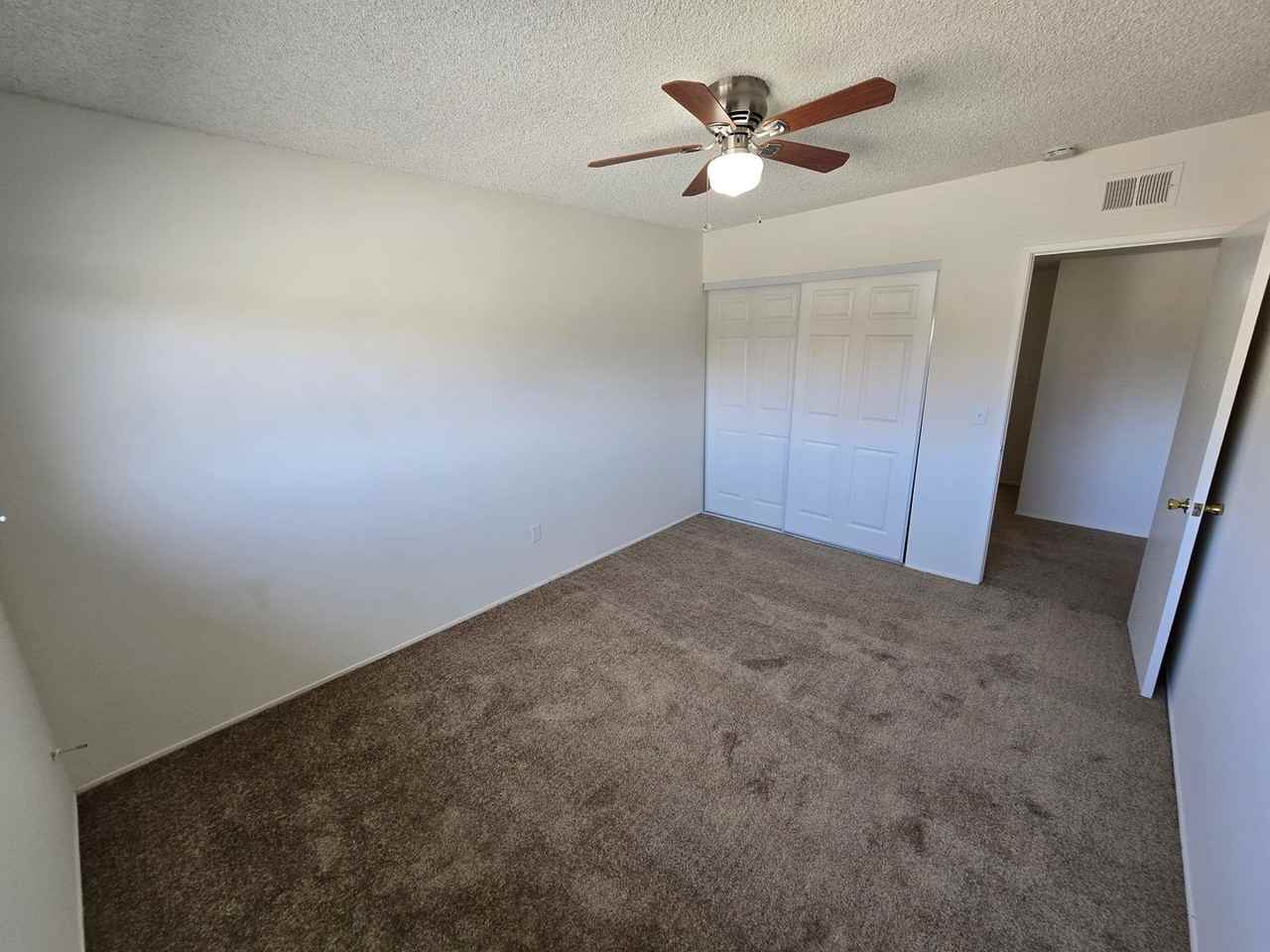 2336 E 14th St - Photo 7 of 14