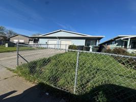 featured image of 7966 Samantha Way