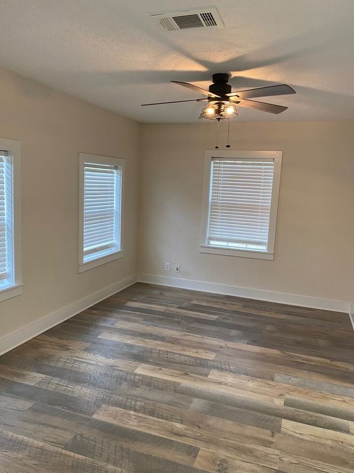 3429 3rd St - Photo 2 of 12