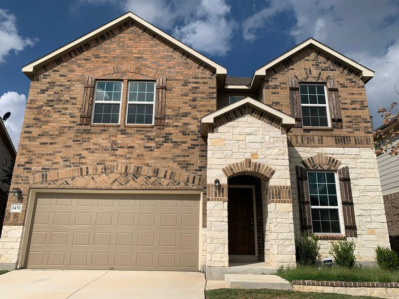 1451 Polydora - Photo 2 of 30