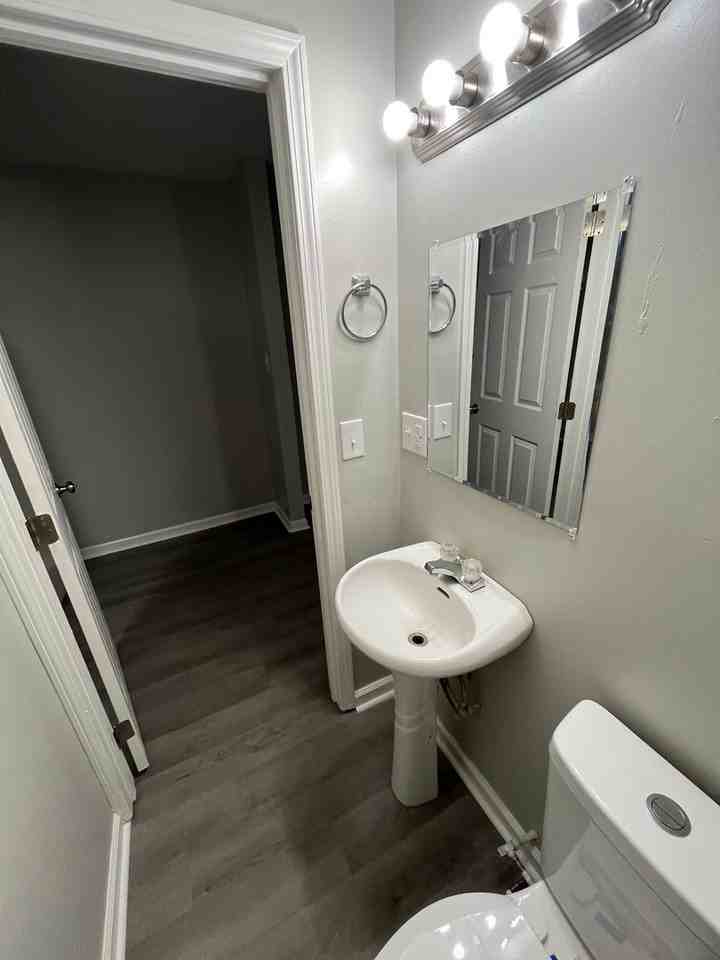 902 Preston St #D - Photo 7 of 18