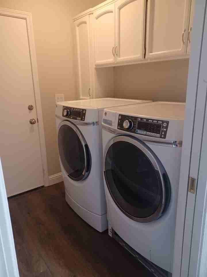 1445 Tradewind Dr - Photo 6 of 15