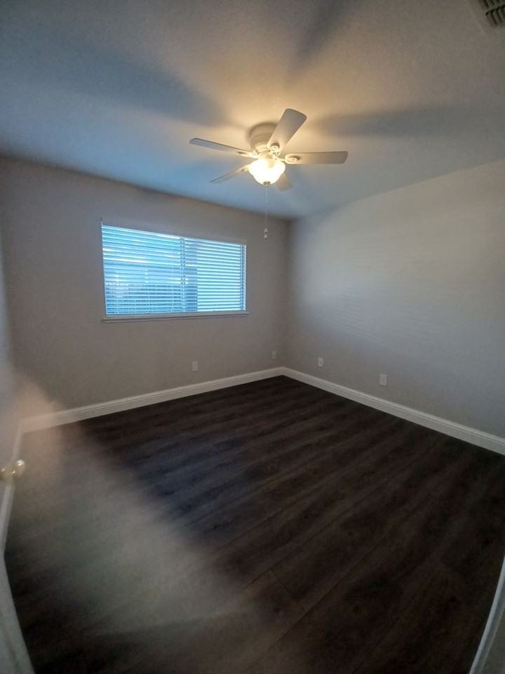 1445 Tradewind Dr - Photo 7 of 15