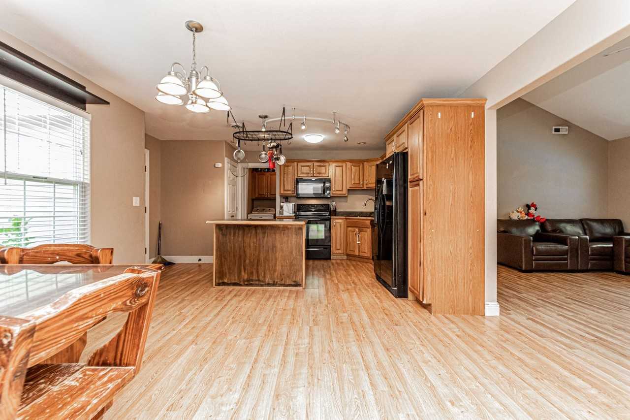 1779 W 14th St - Photo 6 of 25