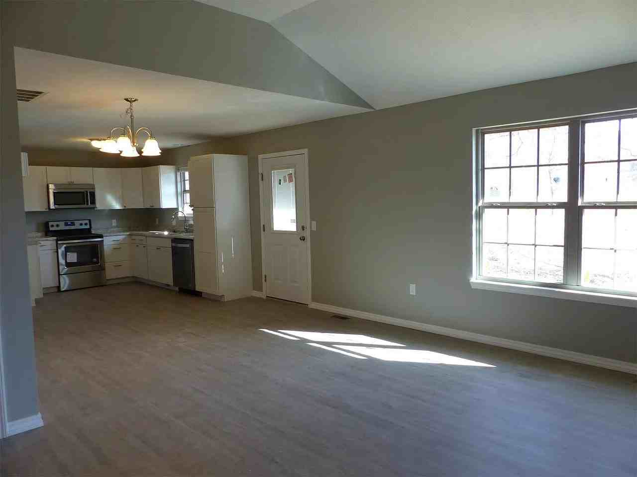 2002 N 26th St - Photo 5 of 18