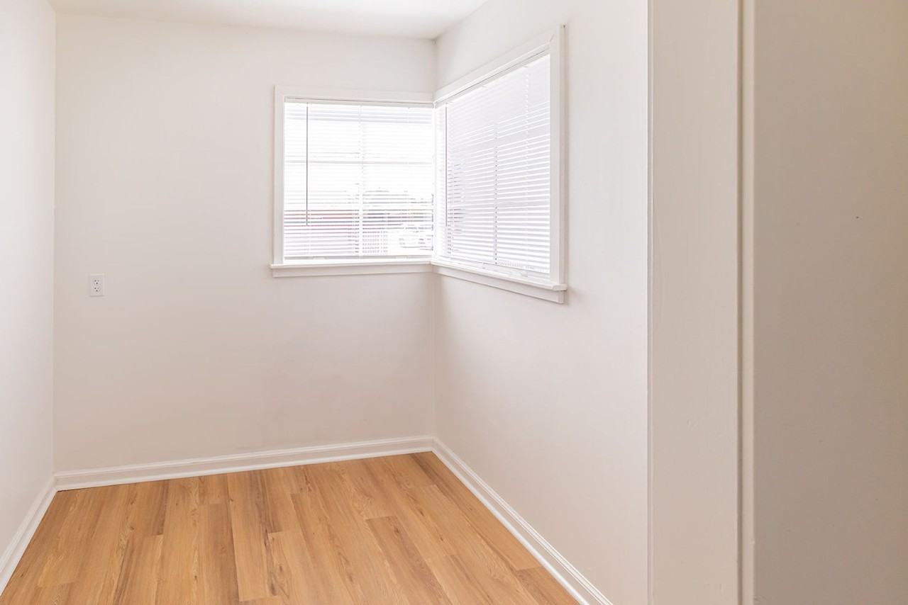 175 S 100 W - Photo 5 of 20