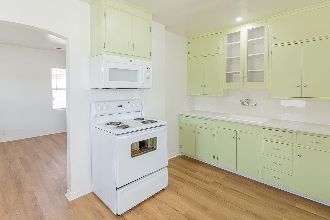 175 S 100 W - Photo 6 of 20