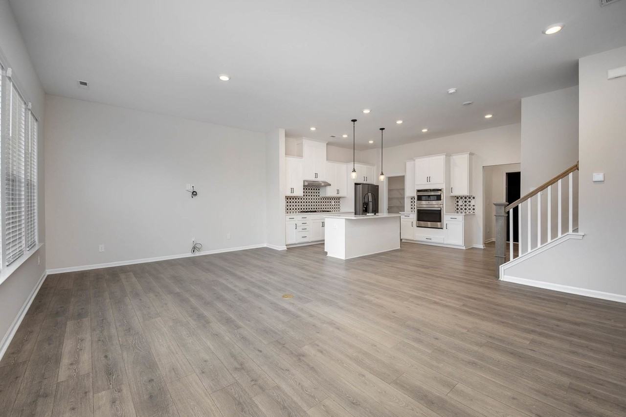 5725 Gulch Pl - Photo 3 of 19