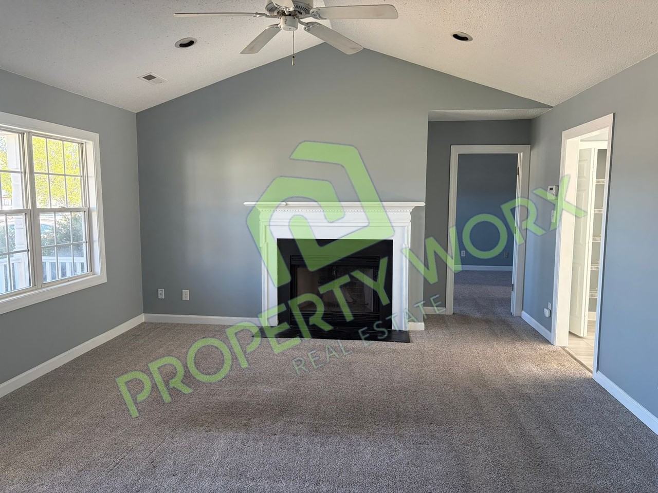 132 Justin Ct - Photo 2 of 10