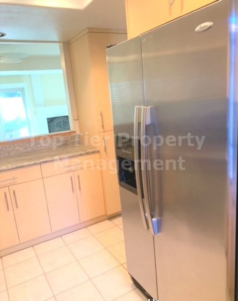 6811 Alderwood Dr - Photo 7 of 16