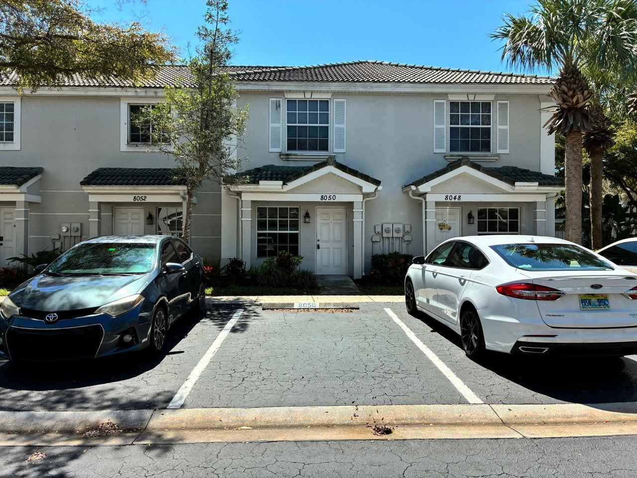 8050 Pacific Beach Dr - Photo 3 of 7